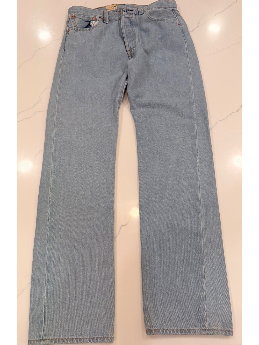 NEW Levis 501 Light Wash Jeans Straight Fit Button Fly Size 32x32